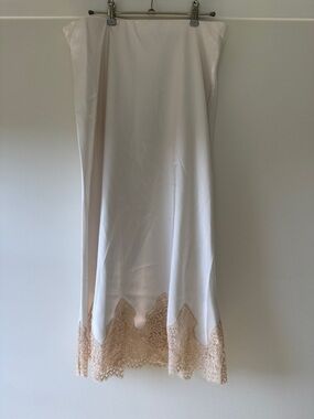 Wilfred - Henrietta Satin Skirt